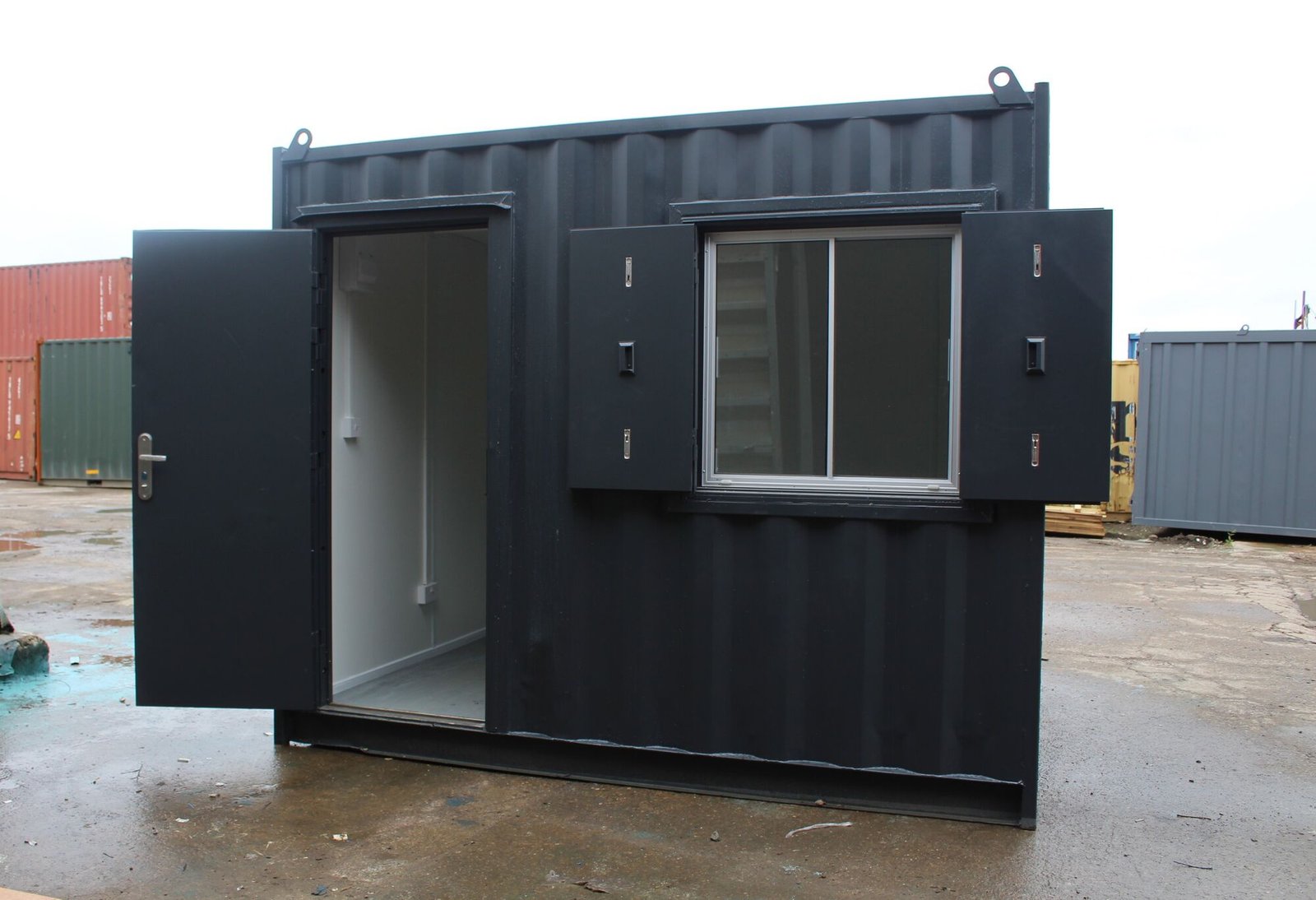 10Ft-ModiBox-Office3.jpg