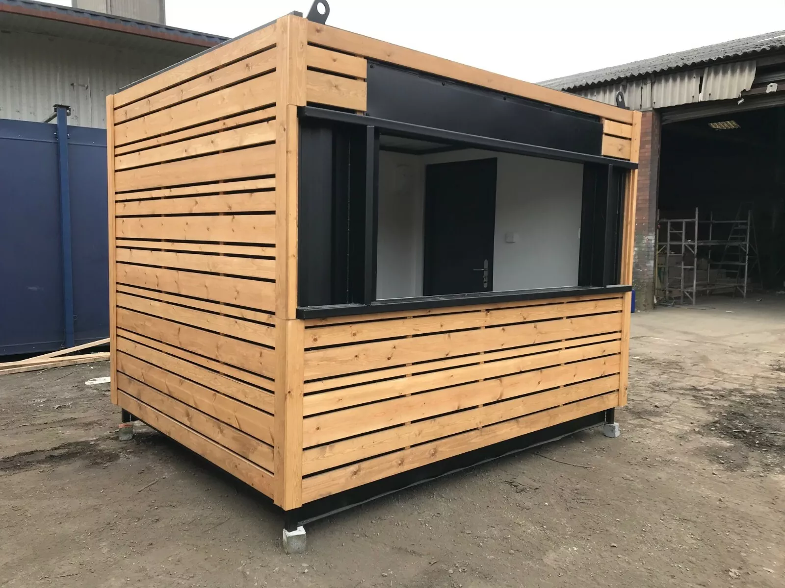 10ft-x-8ft-Cladded-Food-Drink-Outlet-shipping-container.webp