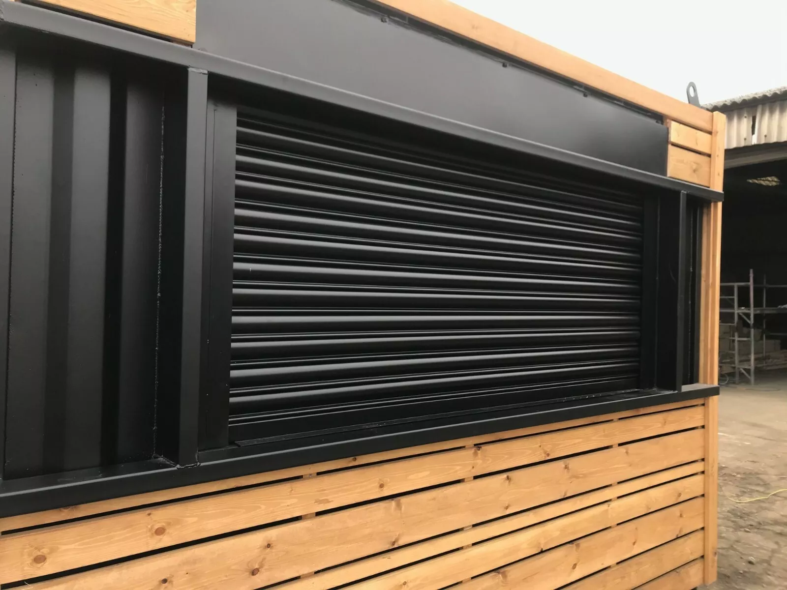 10ft-x-8ft-Cladded-Food-Drink-Outlet-shipping-container5.webp