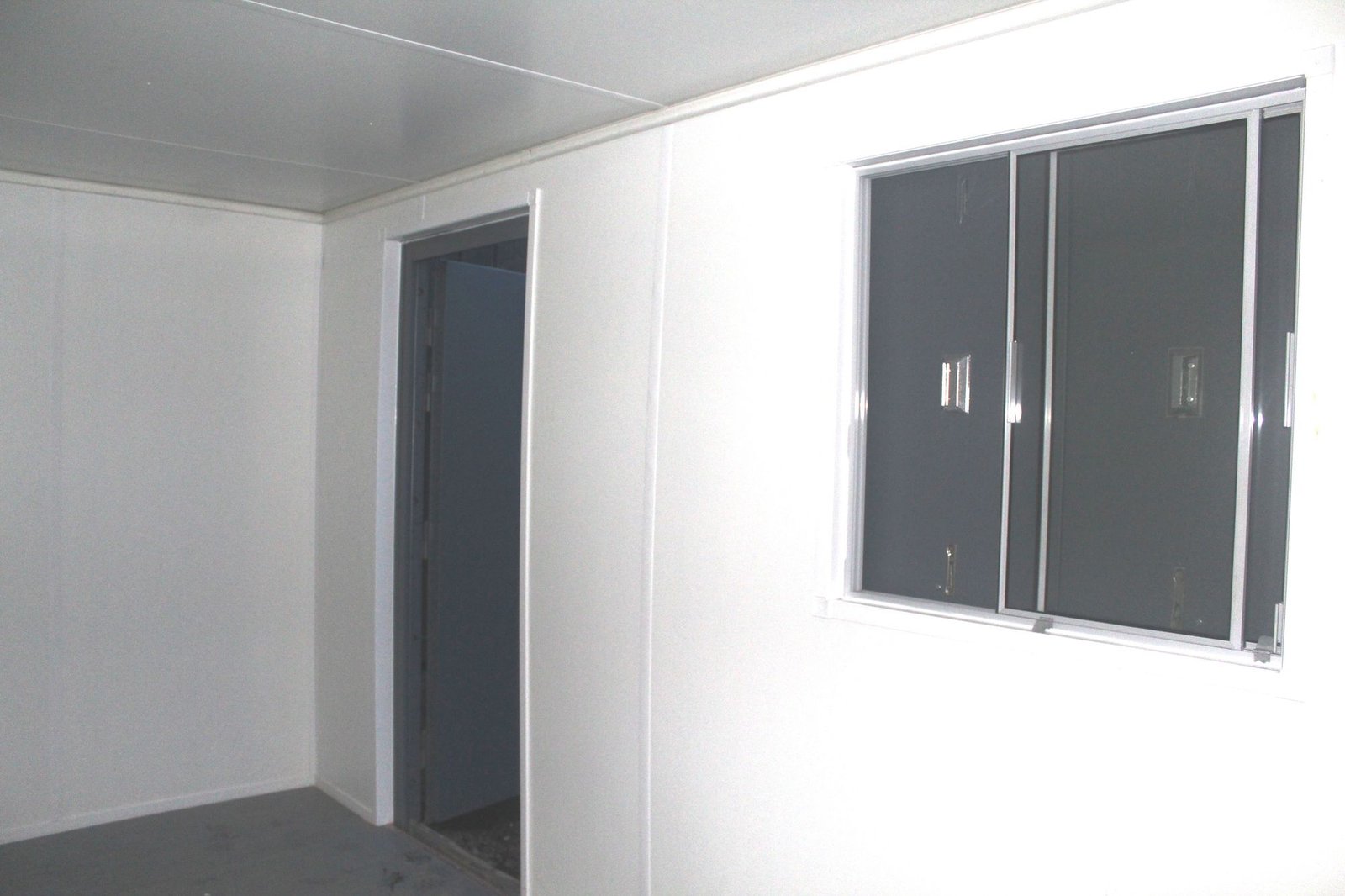 15Ft-ModiBox-Office1.jpg