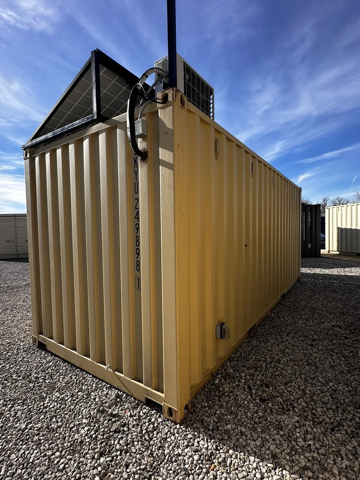20-ft-Shipping-Container-Office-Solar-Off-Grid10.webp