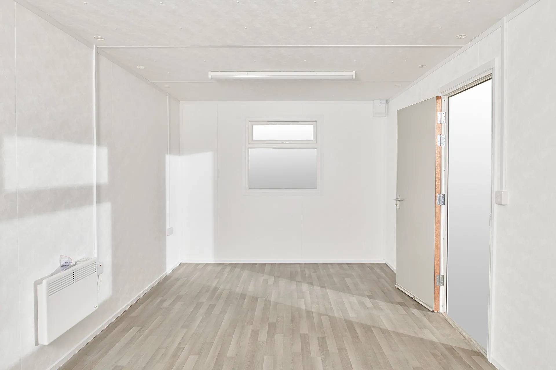 20Ft-x-10Ft-Jackleg-Office-Cabin1.webp
