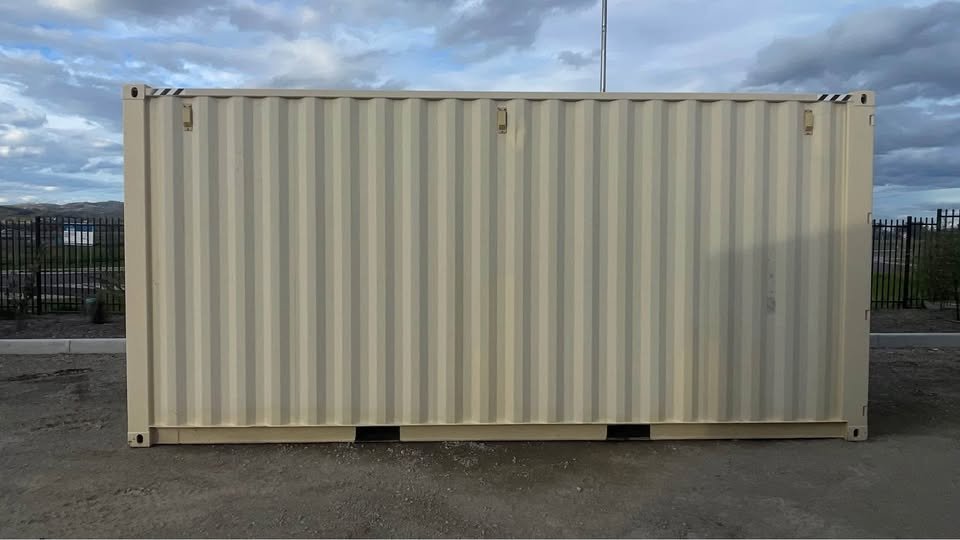 20ft-HC-storage-container-with-roller-door-.jpg