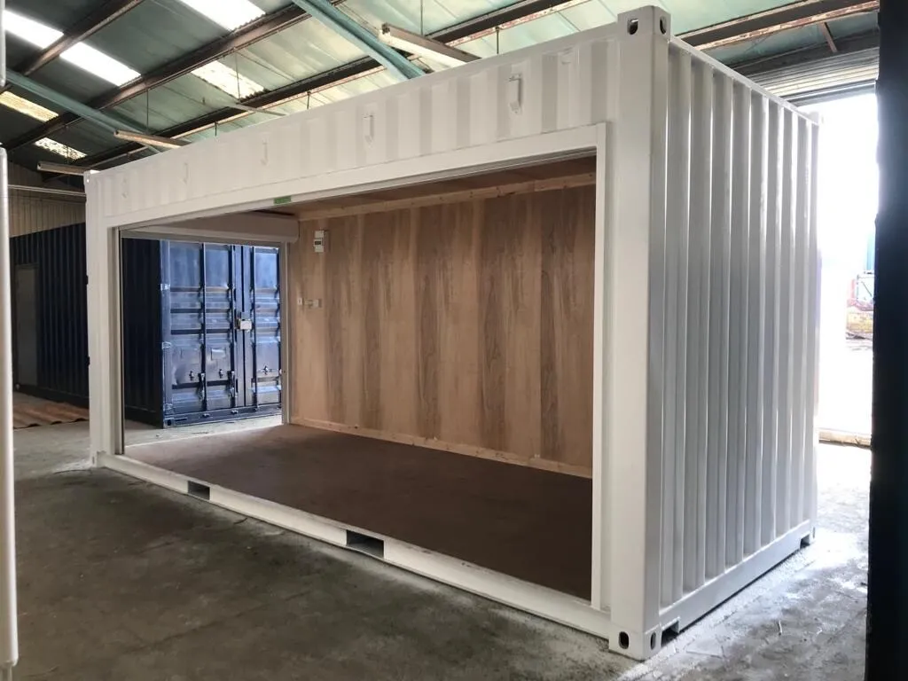 20ft-x-8ft-Roller-Shutter-Shipping-Containers2.webp