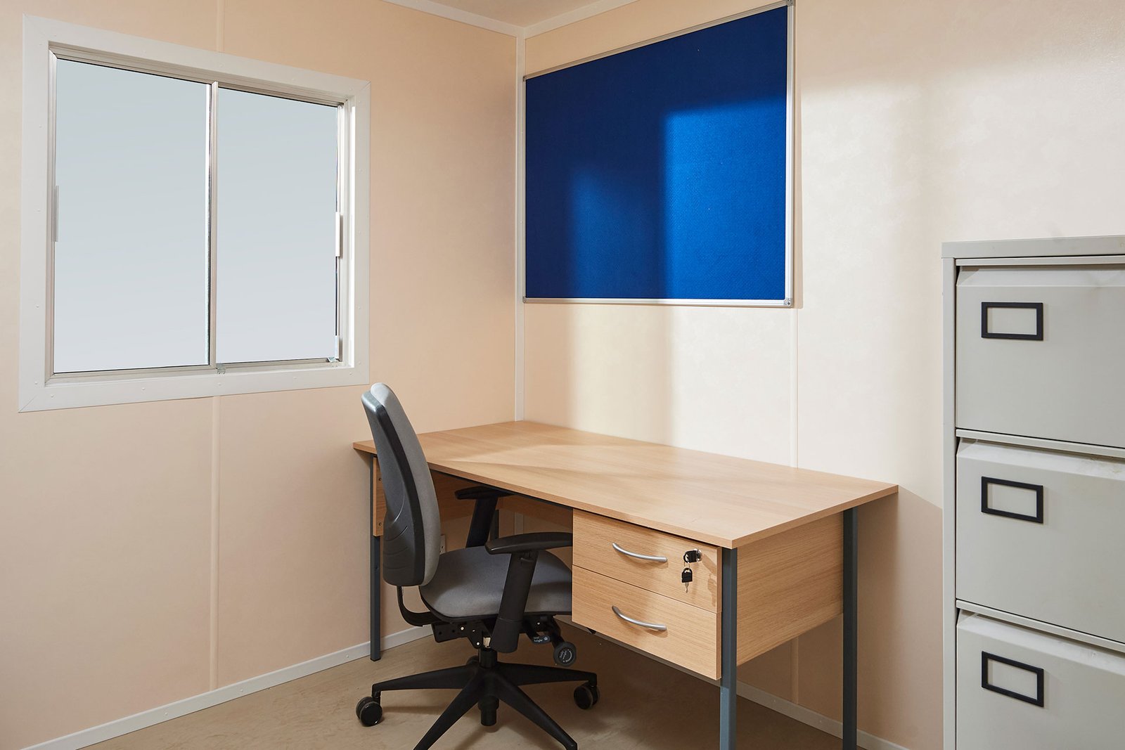 24Ft-x-9Ft-Steel-Office-Canteen-Cabin1.jpeg
