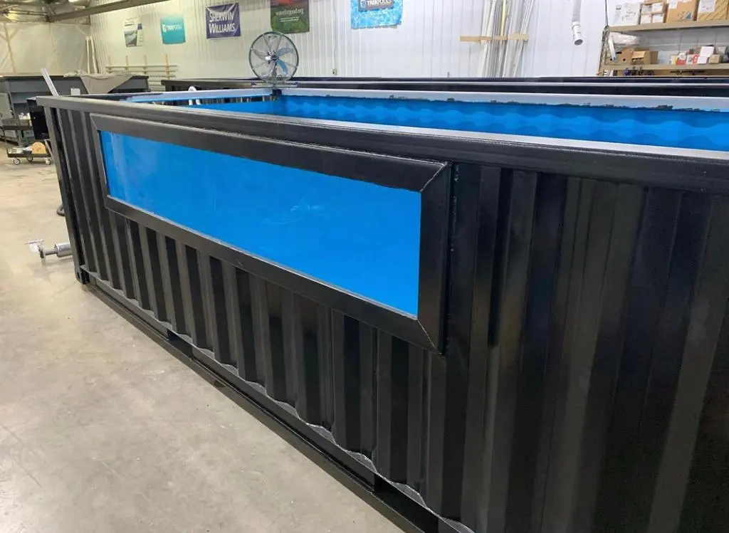 40Ft-Container-Swimming-Pools5.webp
