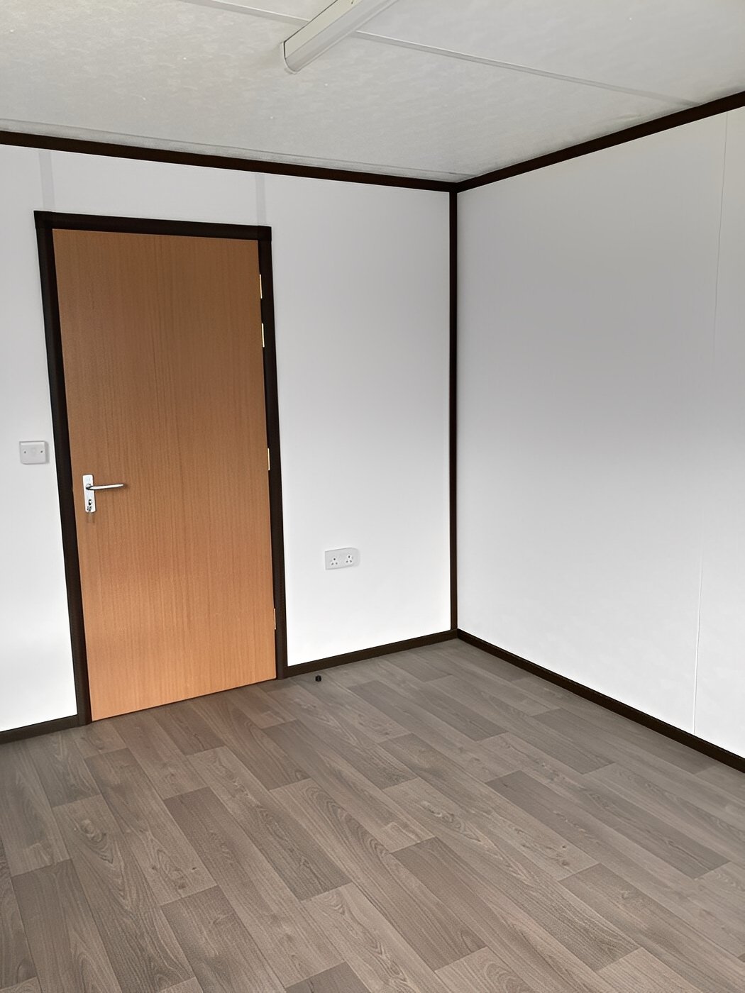 40Ft-x-10Ft-Jackleg-Office-Cabin4.jpg