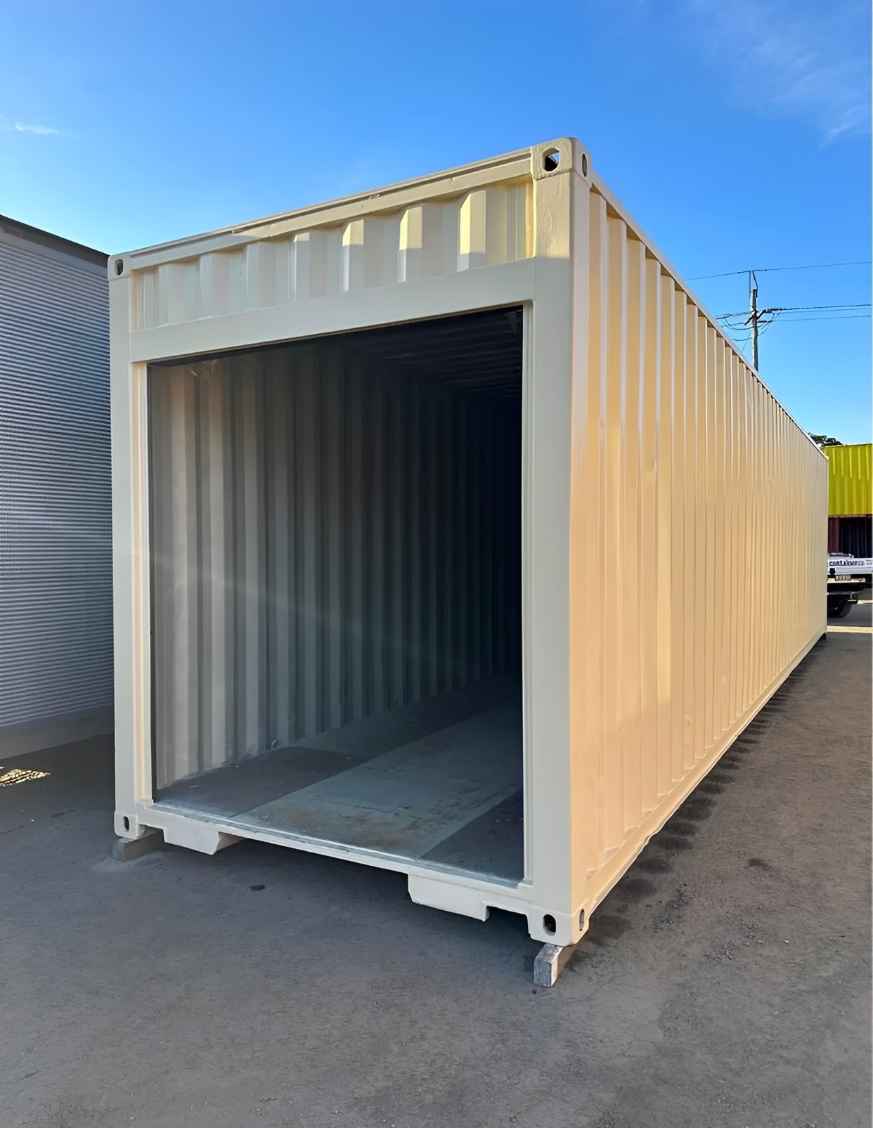 40ft-X-8ft-Shipping-Container-With-Roll-Up-Door2.jpg